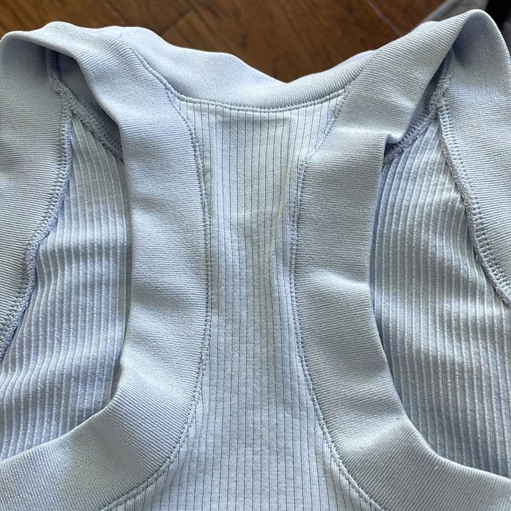 ATHLETA - Picture 3 of 4